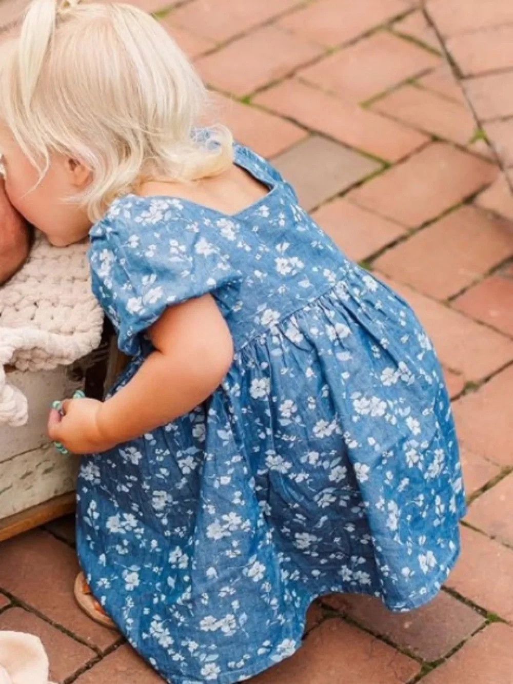 BabyGap Chambray Puff sleeve dress